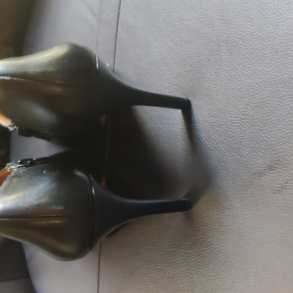 Coach Black Seneca Leather Boots sz 7.5 - Picture 3 of 6